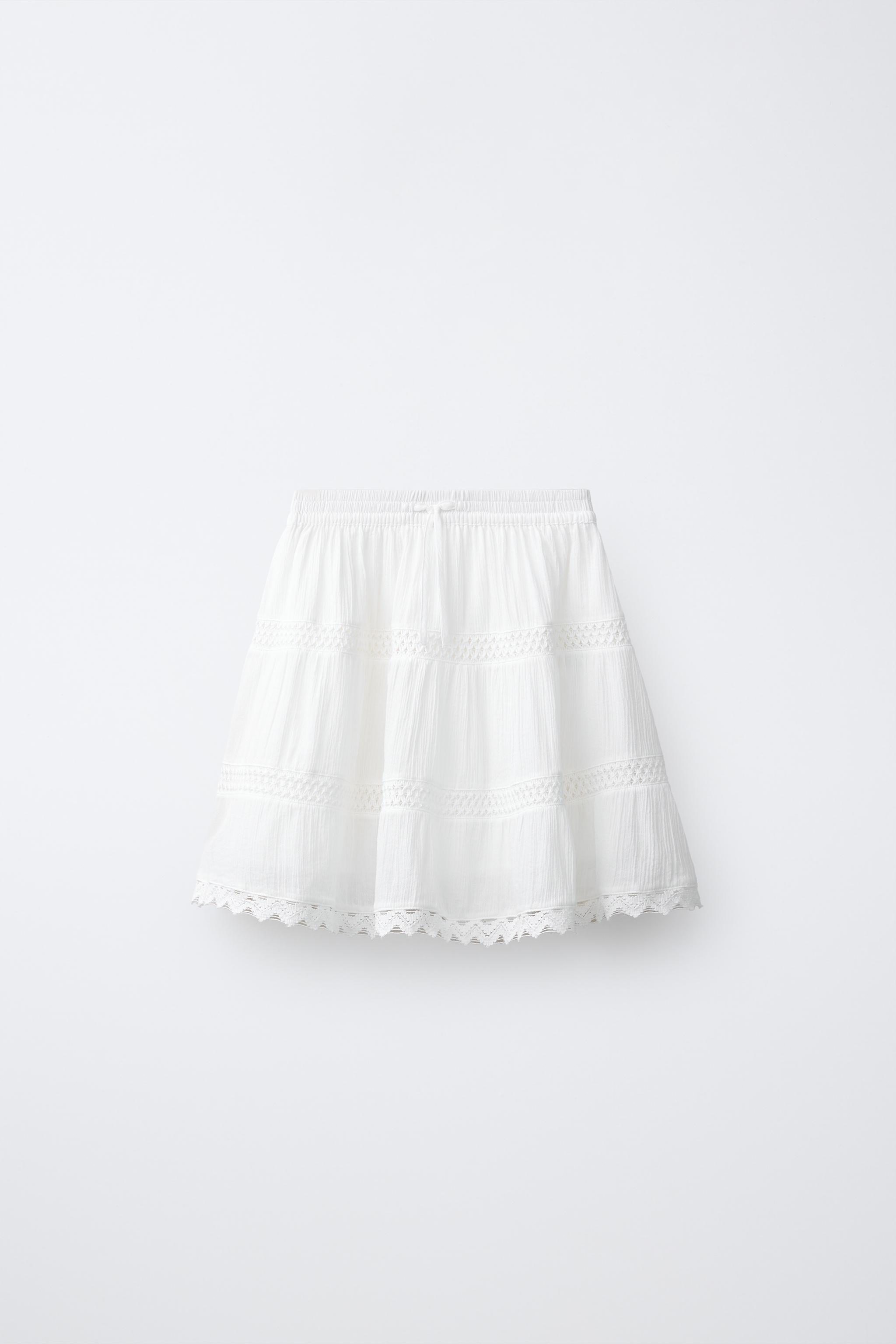 ROMANTIC TIERED LACE SKIRT